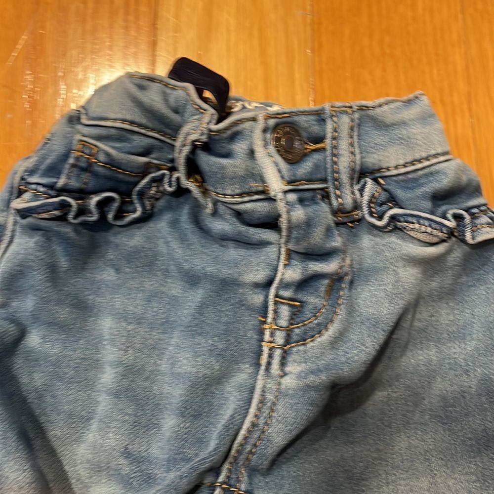 CAT & JACK 𝅺2 t super stretch bottoms - Picture 2 of 3